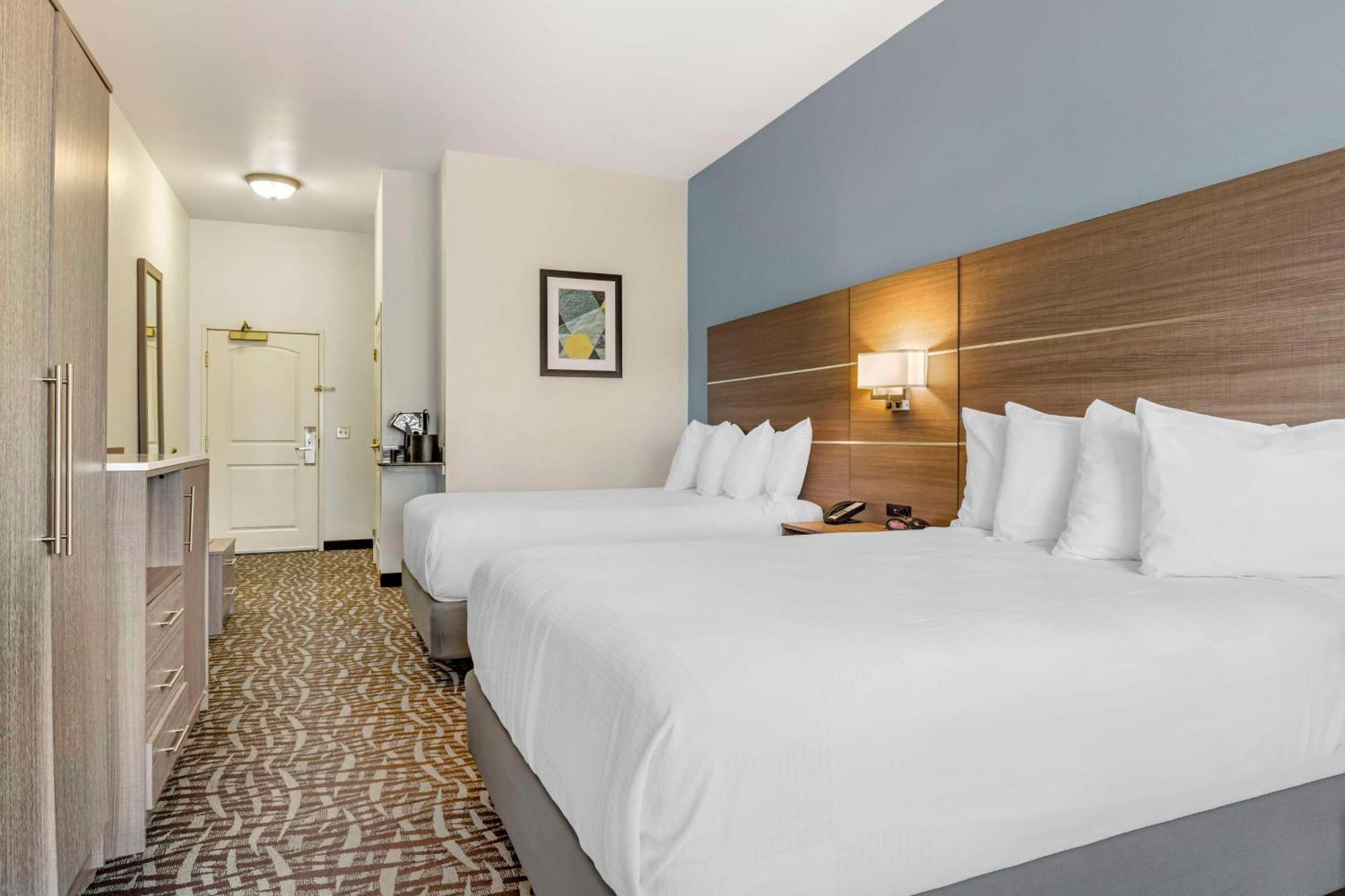 Best Western Plus Lake Elsinore Inn & Suites Εξωτερικό φωτογραφία