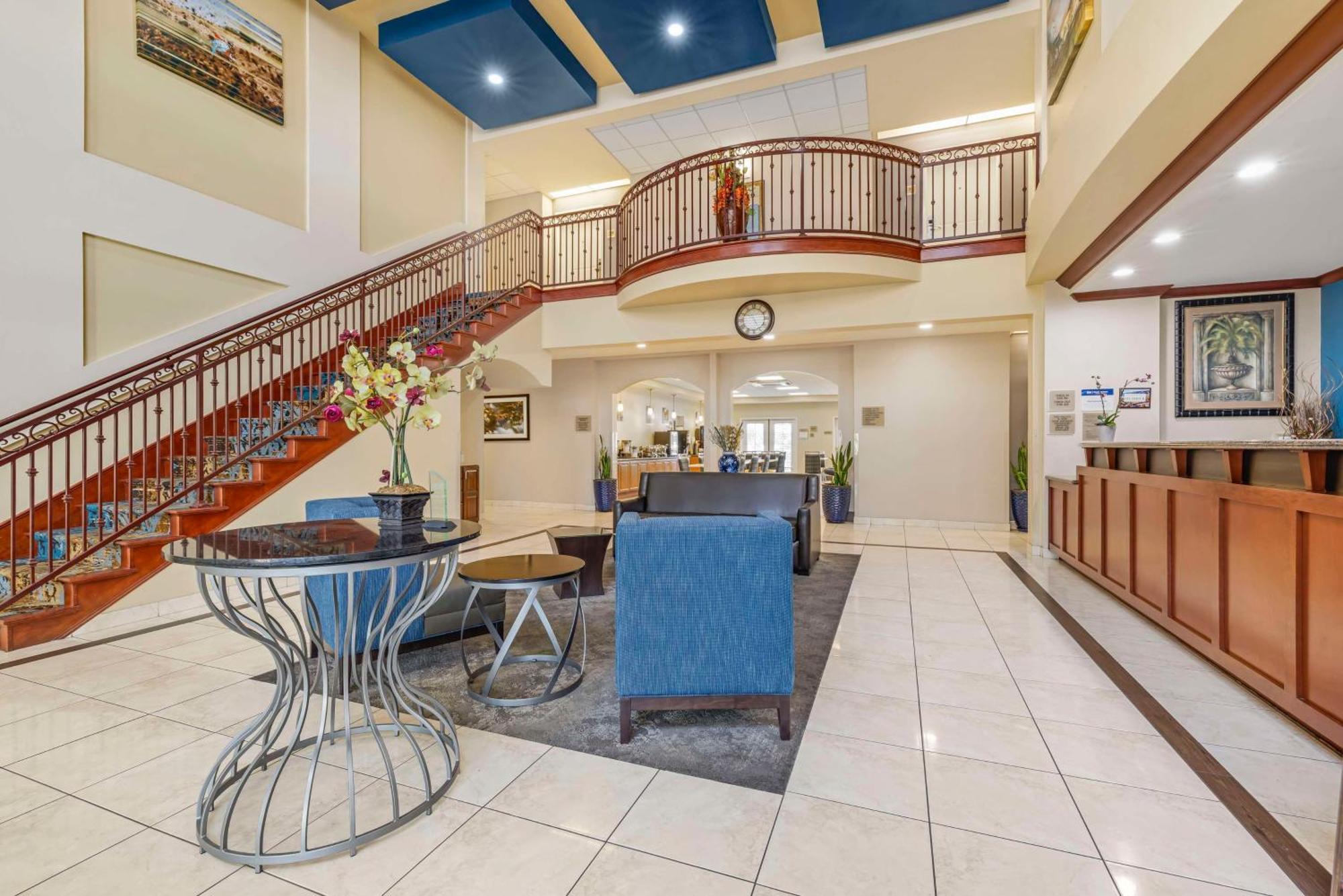 Best Western Plus Lake Elsinore Inn & Suites Εξωτερικό φωτογραφία