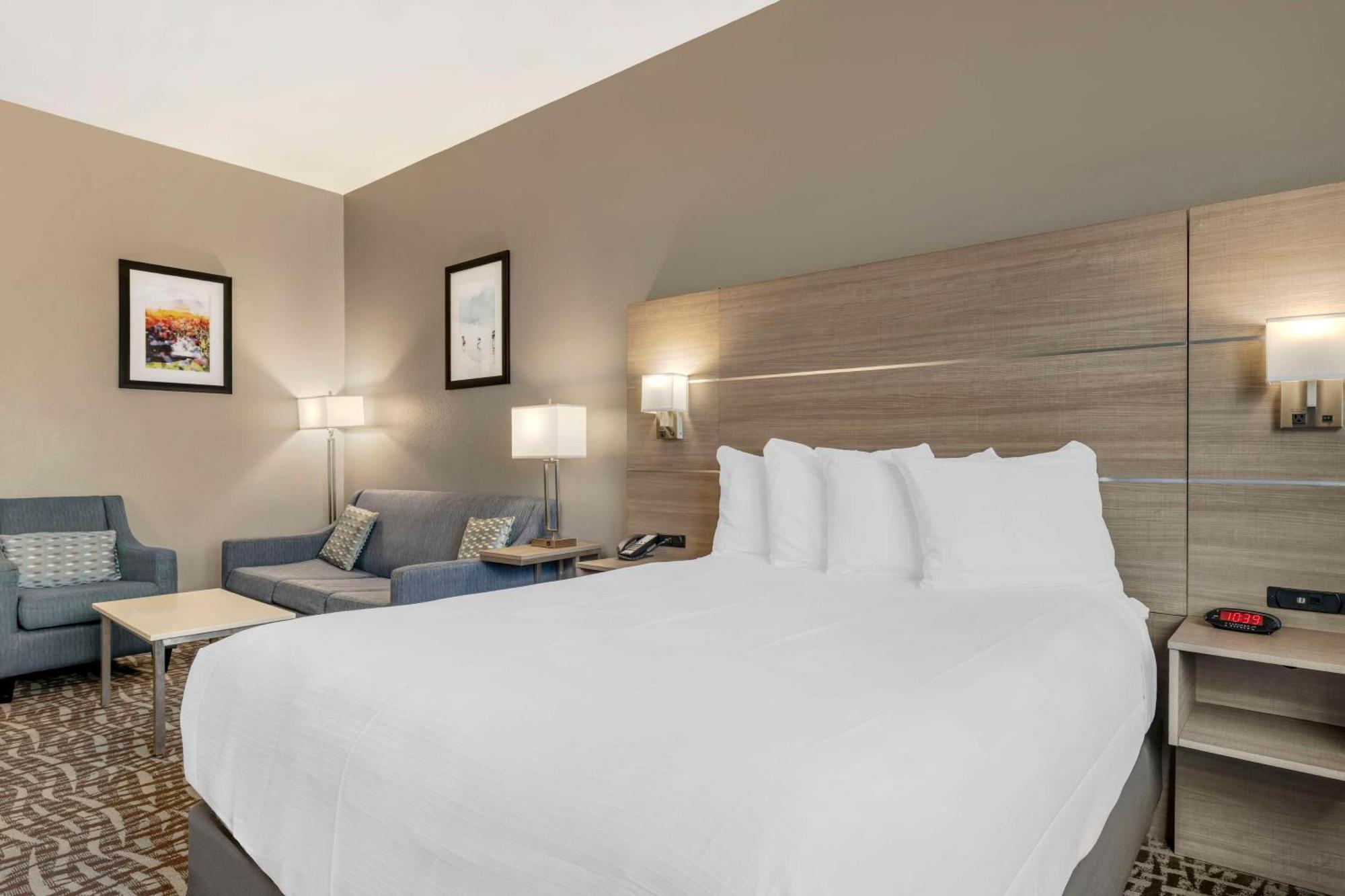 Best Western Plus Lake Elsinore Inn & Suites Εξωτερικό φωτογραφία