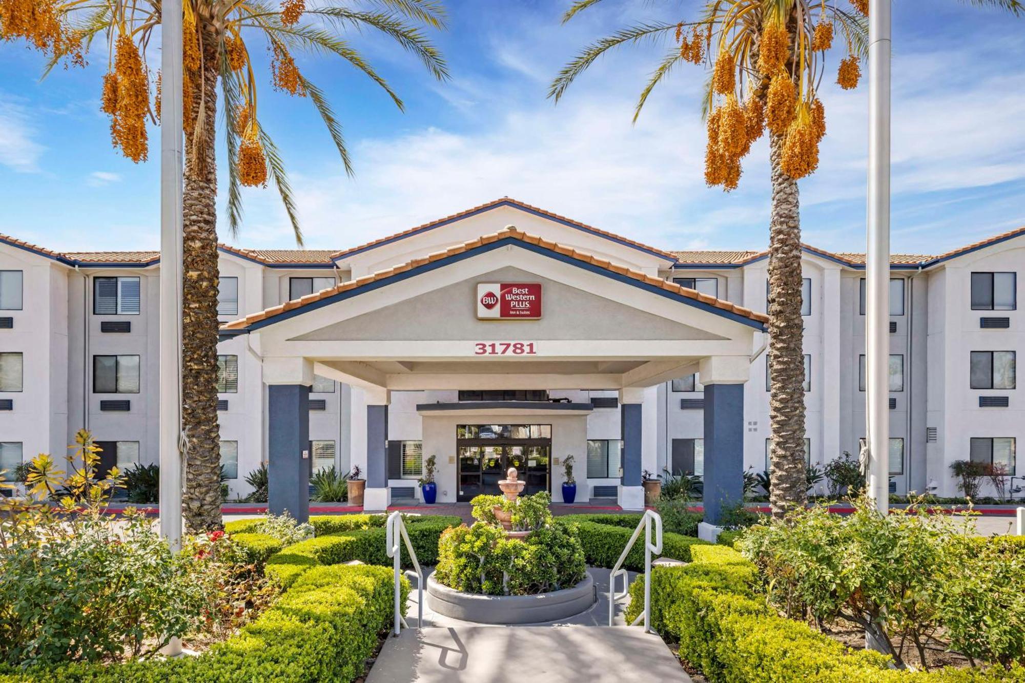 Best Western Plus Lake Elsinore Inn & Suites Εξωτερικό φωτογραφία