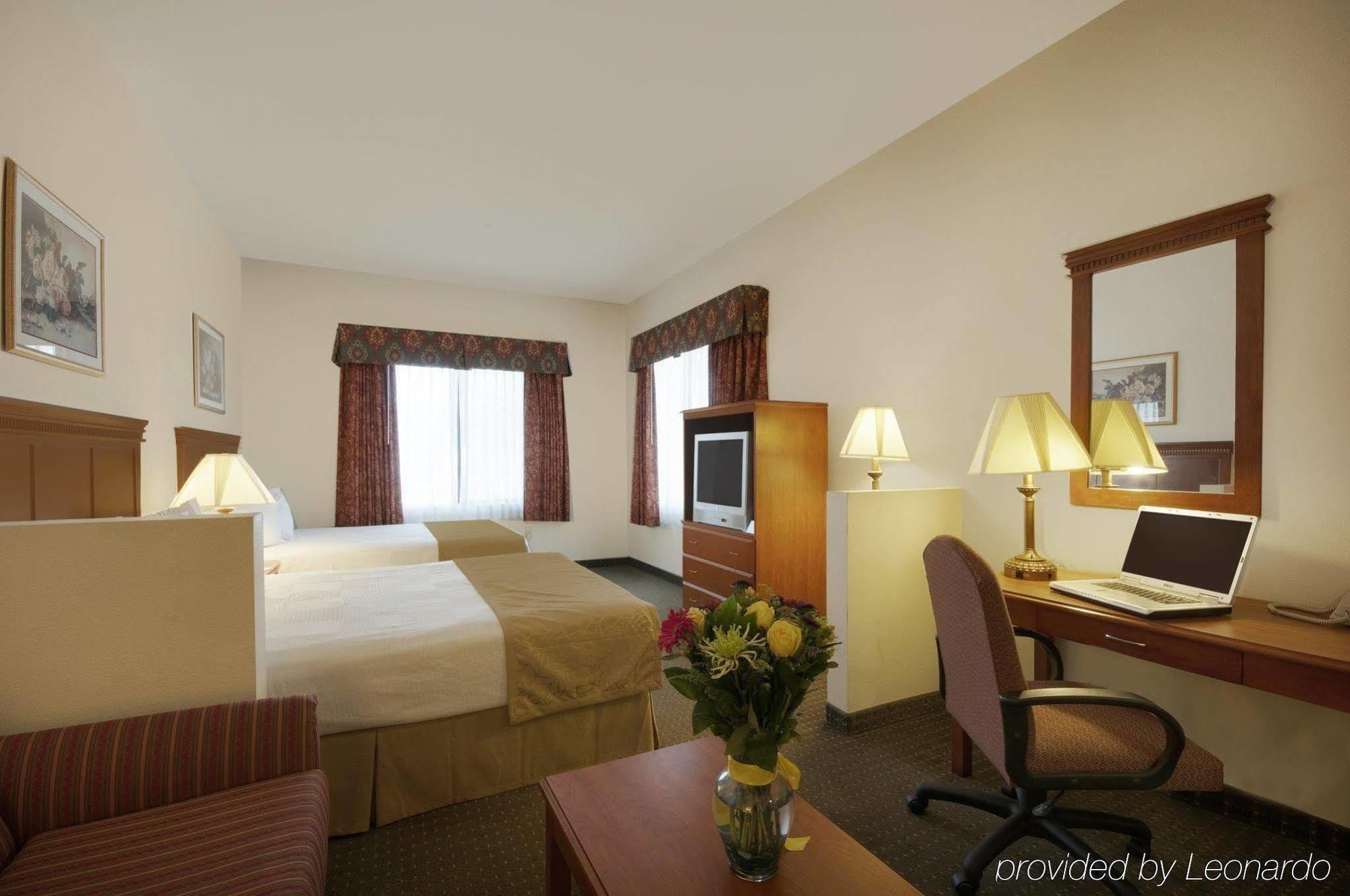 Best Western Plus Lake Elsinore Inn & Suites Εξωτερικό φωτογραφία