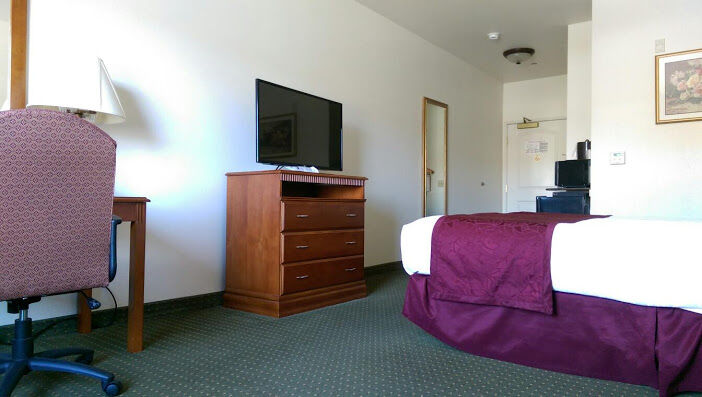 Best Western Plus Lake Elsinore Inn & Suites Εξωτερικό φωτογραφία